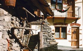 Le Village