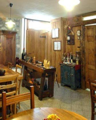 Le Village Монжове Экстерьер фото